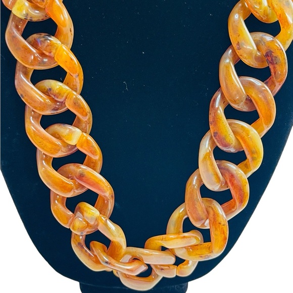 Vintage Fiocchi Italy Tortoise Link Lucite Necklace - Picture 2 of 5